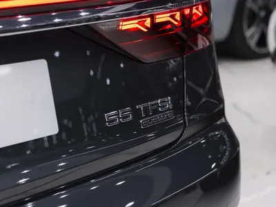 2026 اودي اي 8 ال 55تي اف اس أي