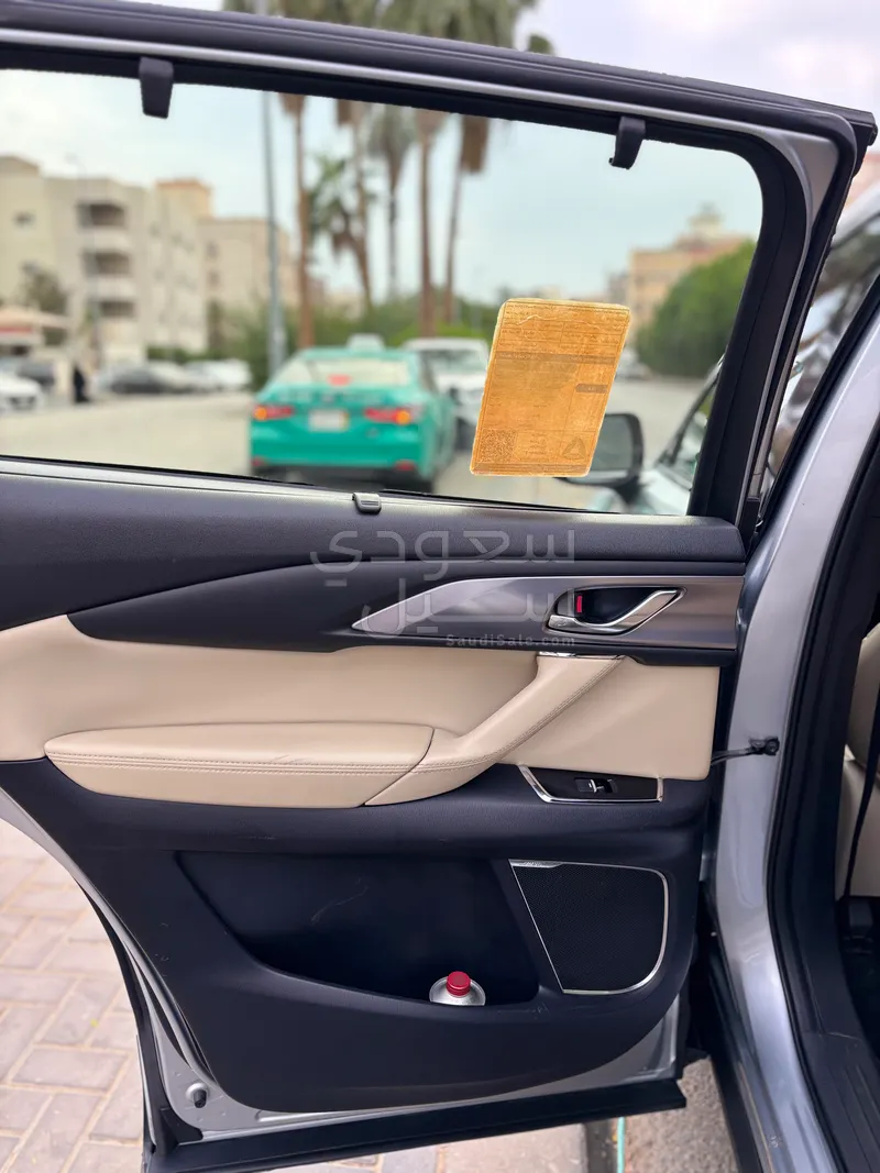 2019 مازدا سي اكس 9 سقنتشر