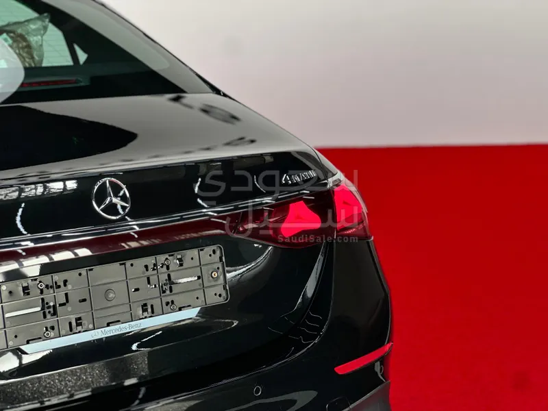 2025 مرسيدس - بنز إي 300 أي إم جي