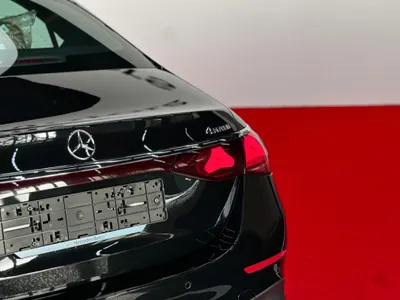2025 مرسيدس - بنز إي 300 أي إم جي