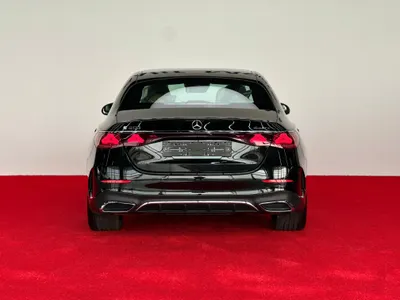 2025 مرسيدس - بنز إي 300 أي إم جي