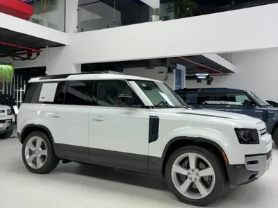 2020 لاند روفر ديفيندر 110