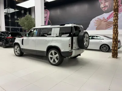 2020 لاند روفر ديفيندر 110