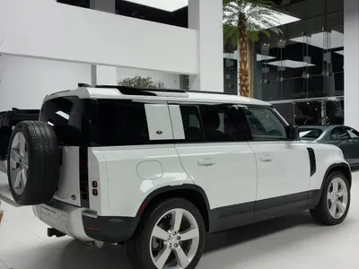 2020 لاند روفر ديفيندر 110