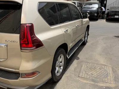 2012 لكزس جي إكس 460