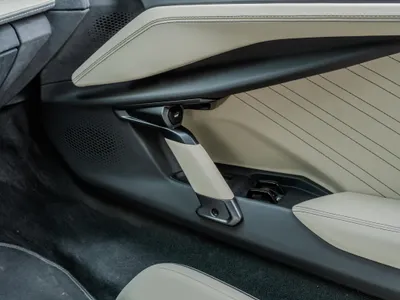 2025 لمبرجيني ريفويلتو