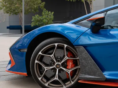 2025 لمبرجيني ريفويلتو