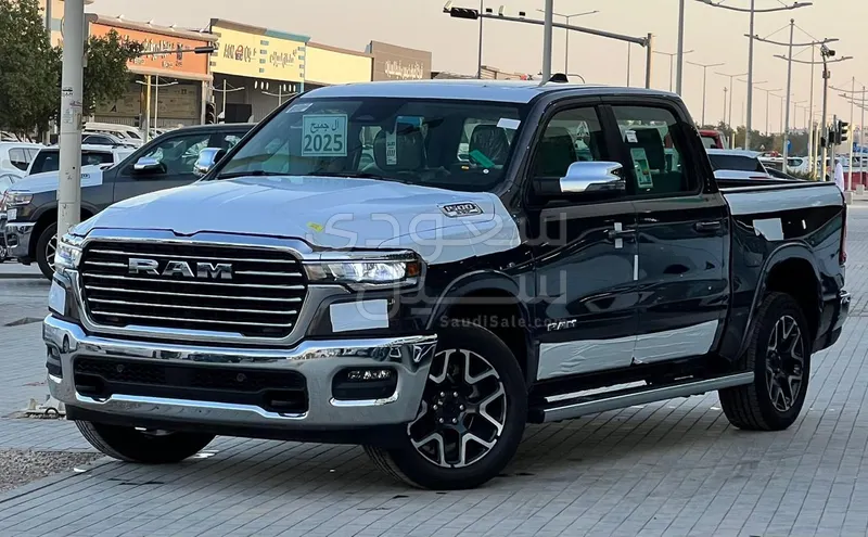 2025 دودج رام لارامي