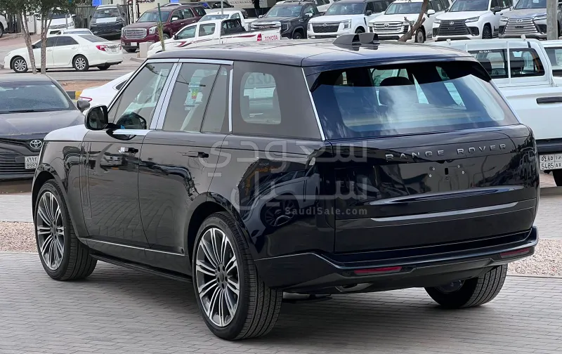 2026 لاند روفر رينج روفر اتش اس اي