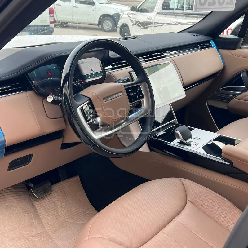 2026 لاند روفر رينج روفر اتش اس اي