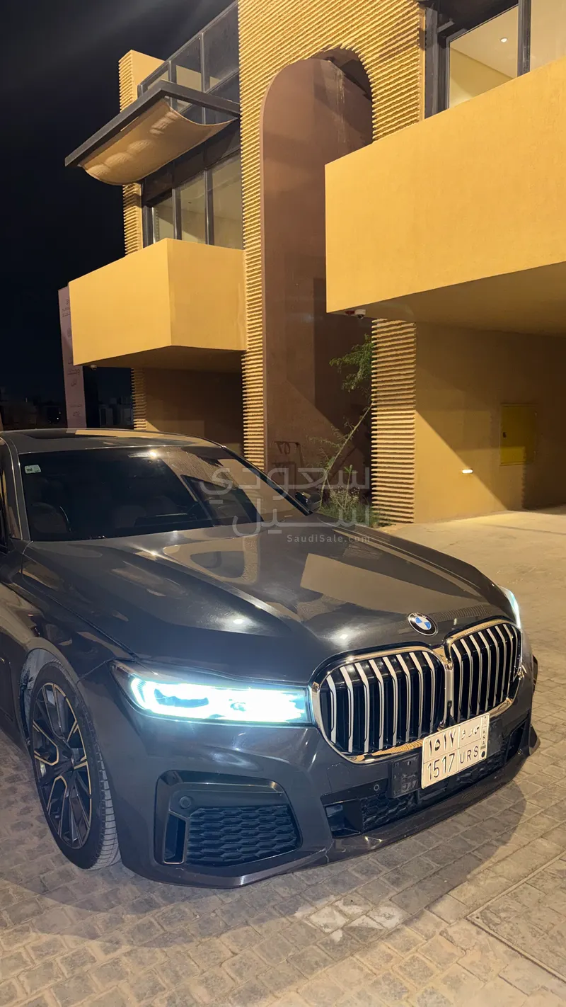 2020 بي ام دبليو الفئة السابعة 730 إل أي