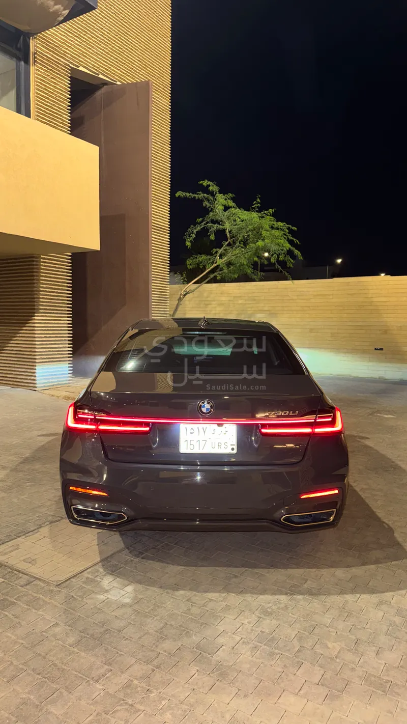 2020 بي ام دبليو الفئة السابعة 730 إل أي