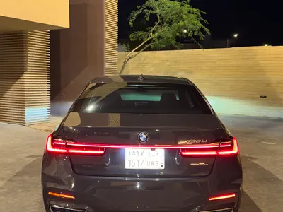 2020 بي ام دبليو الفئة السابعة 730 إل أي