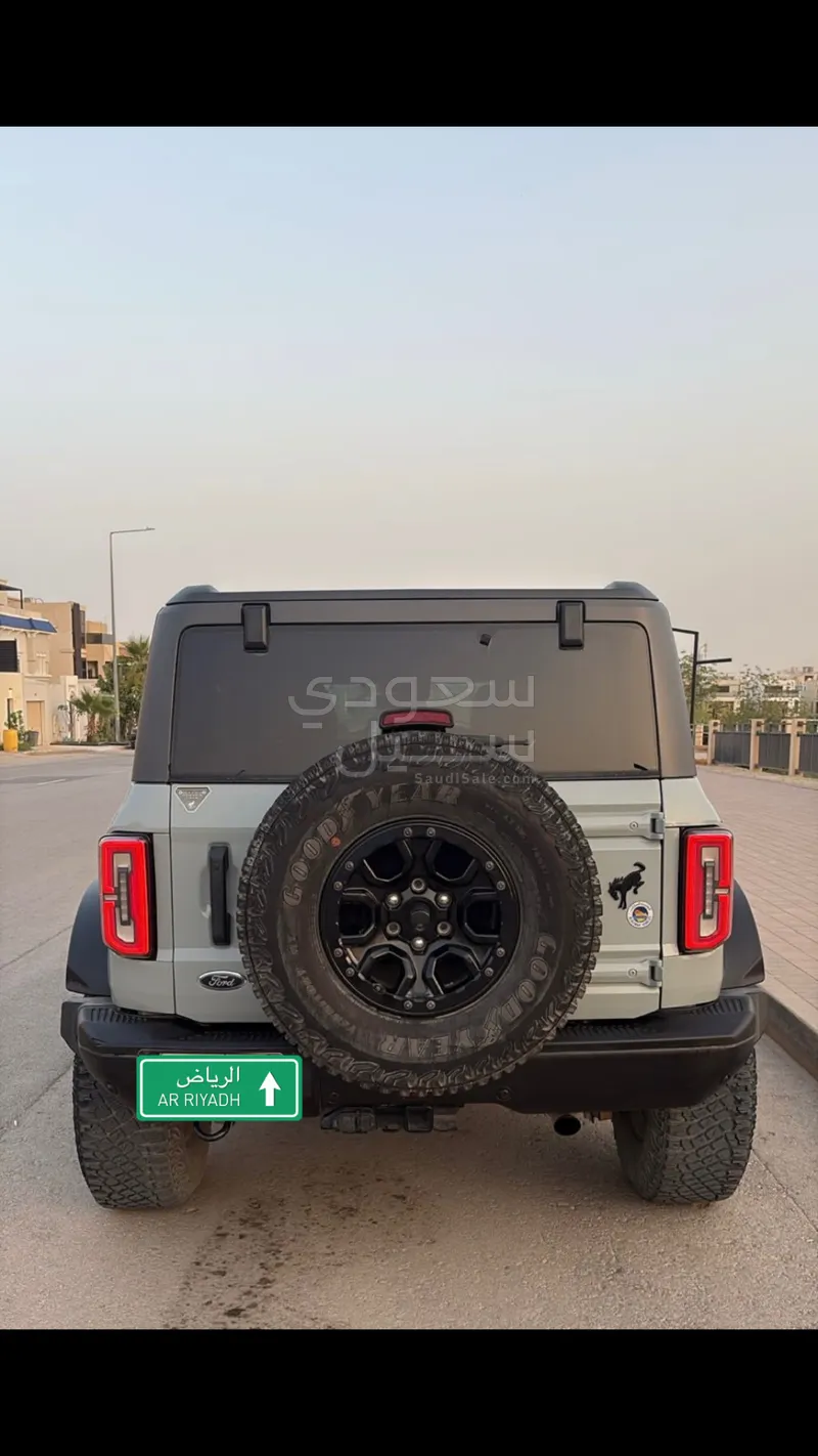 2022 فورد برونكو وايلد تراك