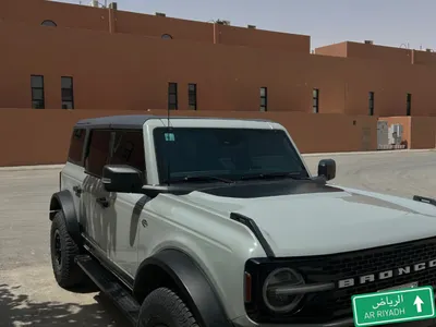 2022 فورد برونكو وايلد تراك