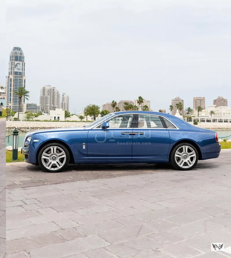 2015 رولز رويس قوست
