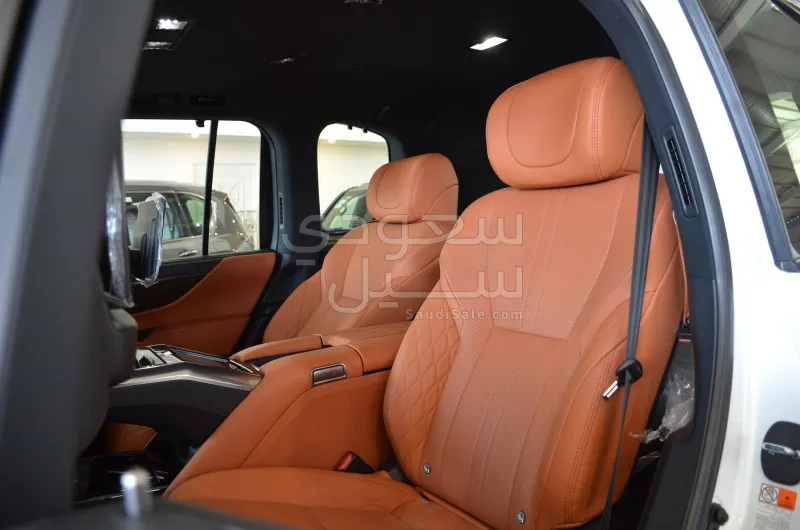 2023 Lexus LX 600 vip