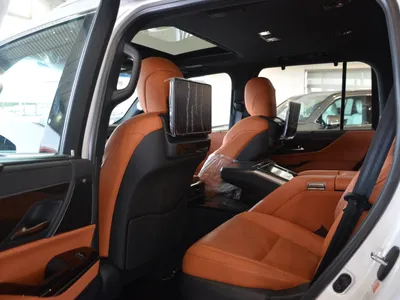 2023 Lexus LX 600 vip
