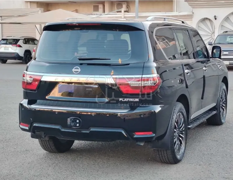 2024 نيسان باترول بلاتينيوم