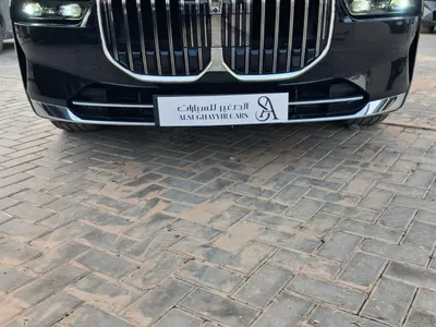 2023 بي ام دبليو الفئة السابعة 730 أي