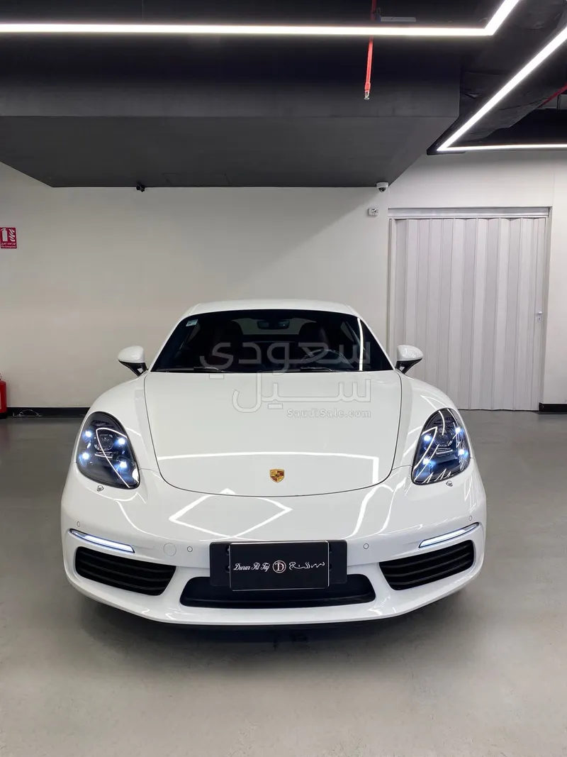2024 Porsche Cayman