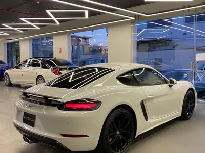 2024 Porsche Cayman