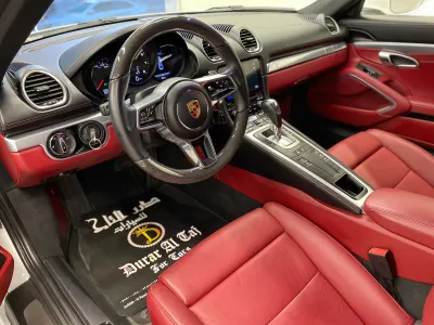 2024 Porsche Cayman