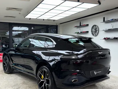 2021 استون مارتن دي بي اكس 550