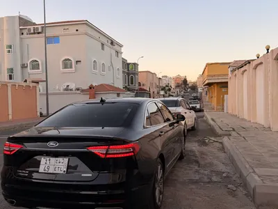 2022 فورد توروس تيتانيوم بلس