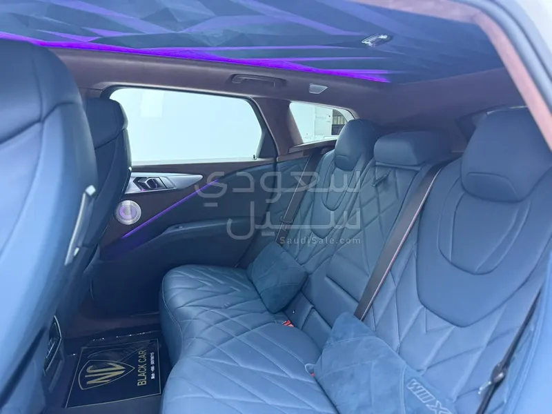 2023 بي ام دبليو اكس ام