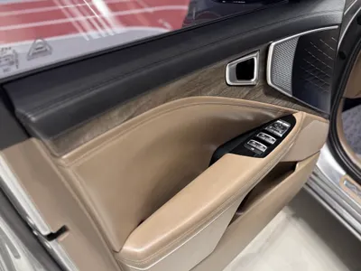 2021 Kia K8