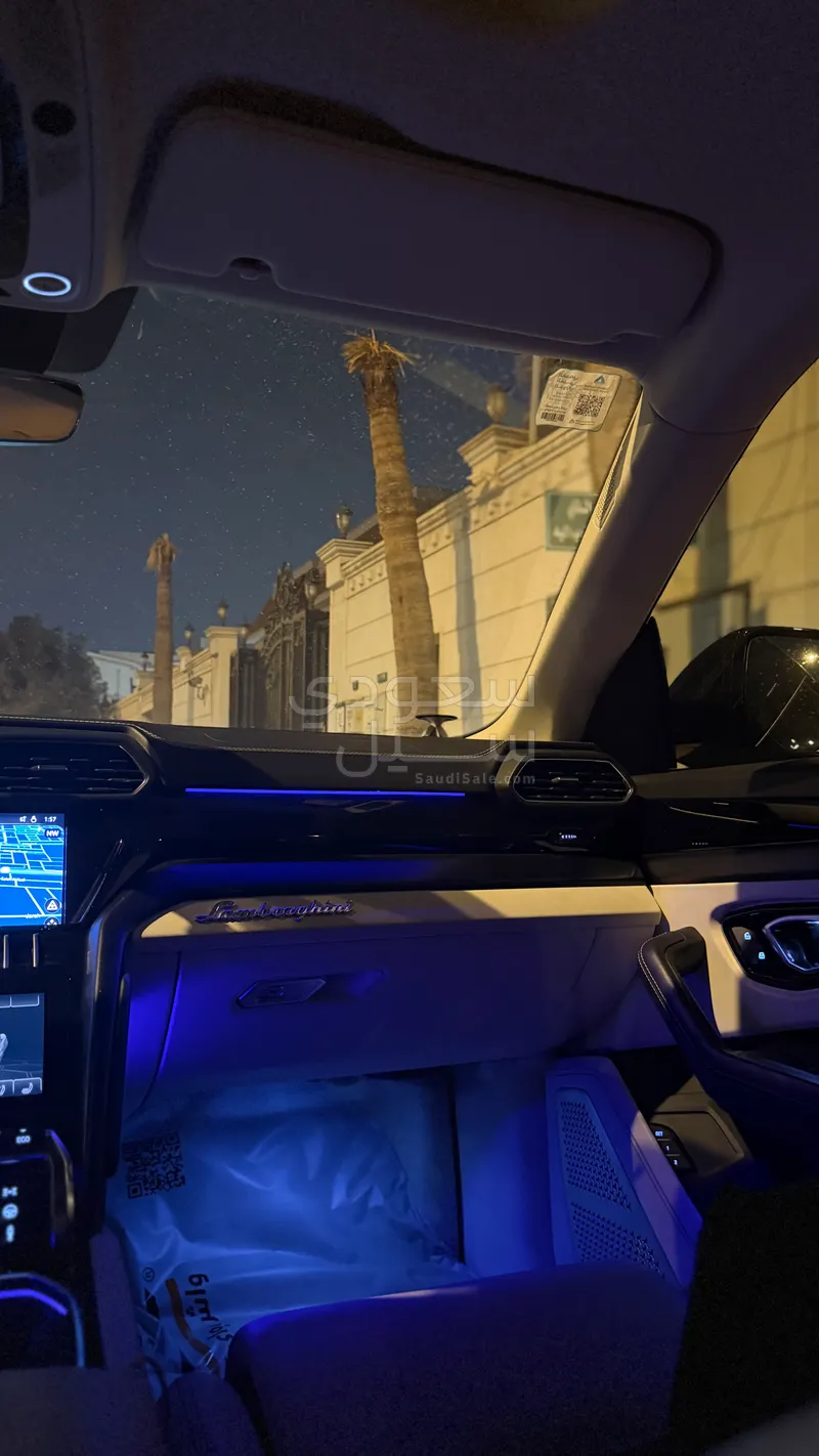 2022 لمبرجيني اوروس اس