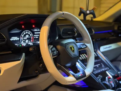 2022 لمبرجيني اوروس اس