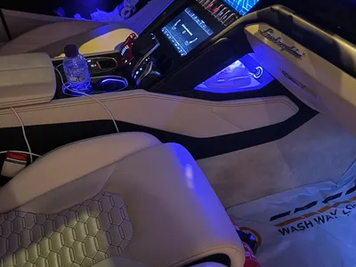 2022 لمبرجيني اوروس اس
