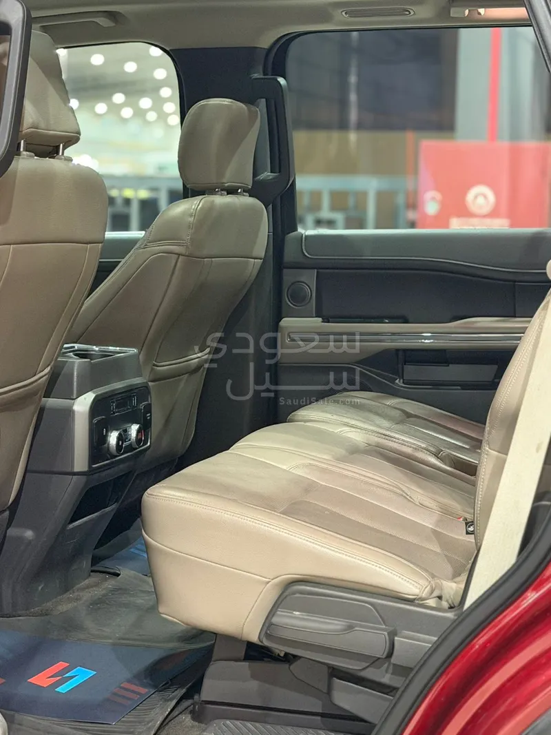 2018 فورد اكسبيديشن