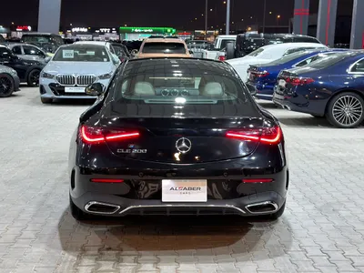 2025 مرسيدس - بنز سي إل إي 200