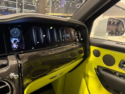 2025 رولز رويس كولينان بلاك بادج