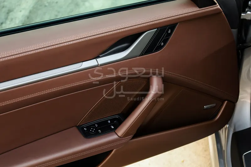 2025 بورش 911 كاريرا جي تي
