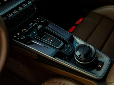 2025 بورش 911 كاريرا جي تي
