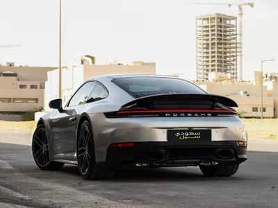 2025 بورش 911 كاريرا جي تي