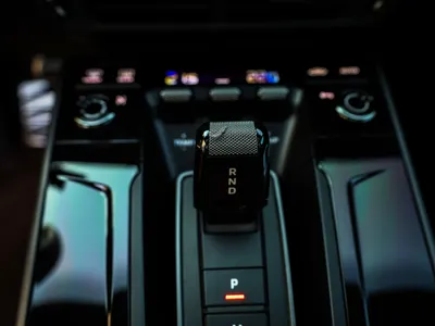 2025 بورش 911 كاريرا جي تي