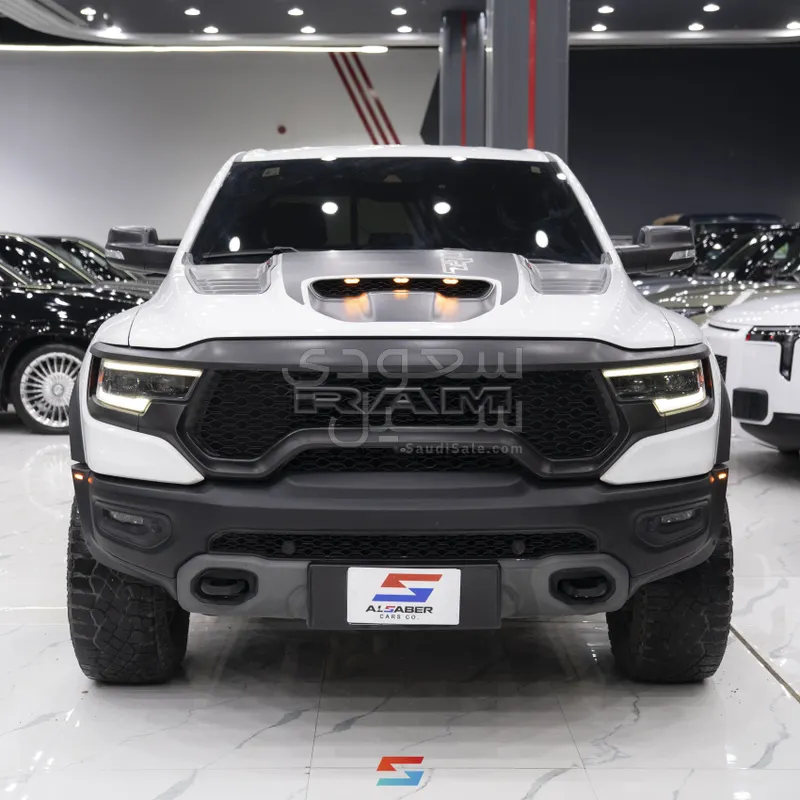 2022 دودج رام تي ار اكس