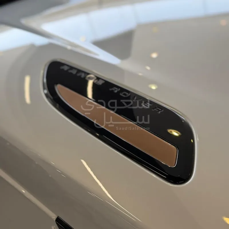 2021 لاند روفر رينج روفر كلاسيك