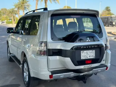 2019 متسوبيشي باجيرو