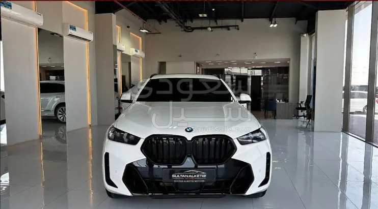 2025 بي ام دبليو الفئة اكس 6