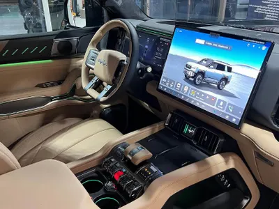 2025 بي واي دي ليوبارد 8