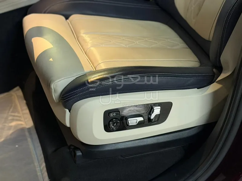 2022 BMW X Series 7