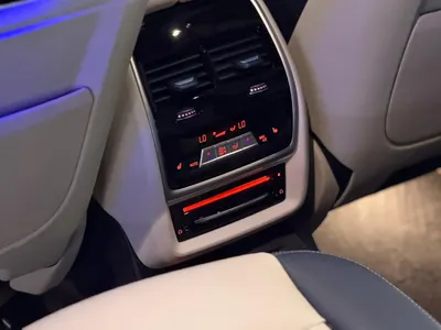 2022 بي ام دبليو الفئة اكس 7