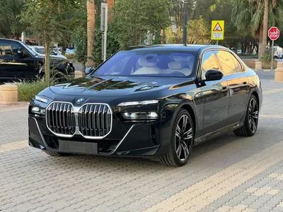 2026 بي ام دبليو الفئة السابعة 735أي