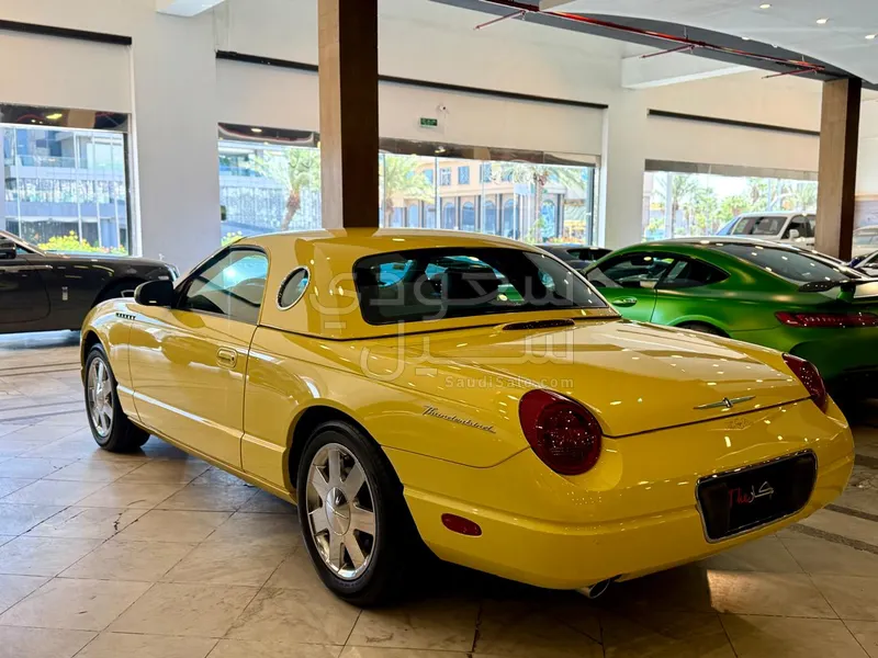2002 فورد ثندربيرد